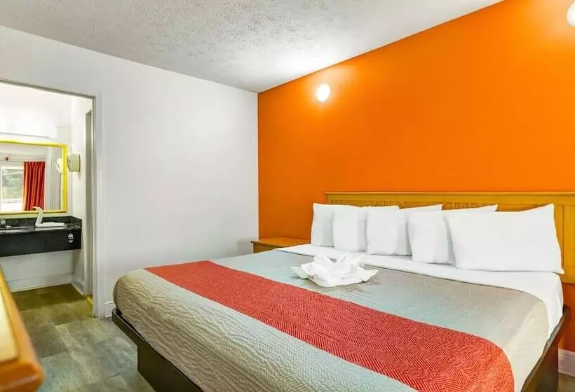 ホテル Briarstone Inn