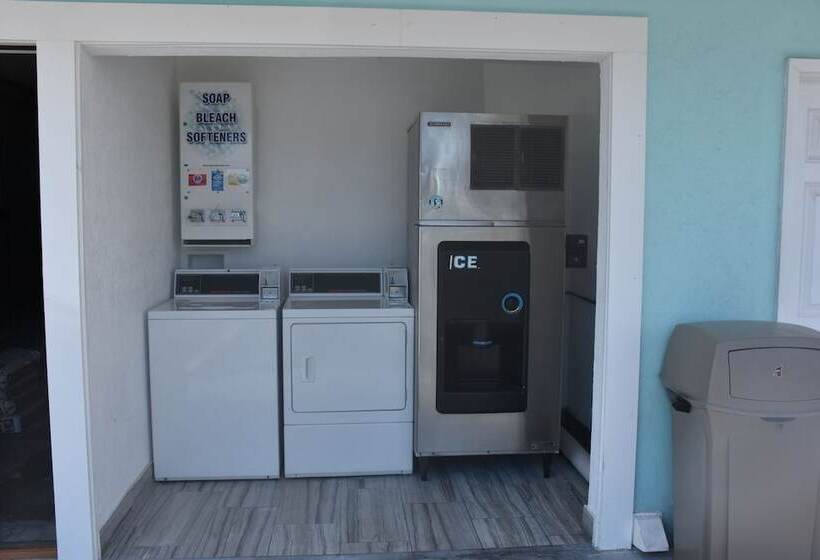 هتل Destin Inn & Suites