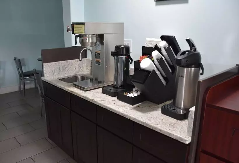 Hotel Destin Inn & Suites