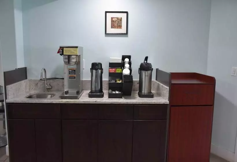 Hotel Destin Inn & Suites