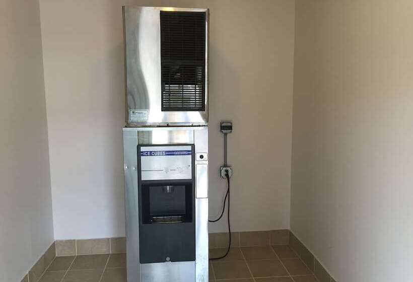 فندق Economy Inn Lafayette