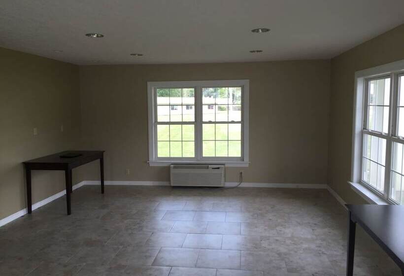 فندق Economy Inn Lafayette