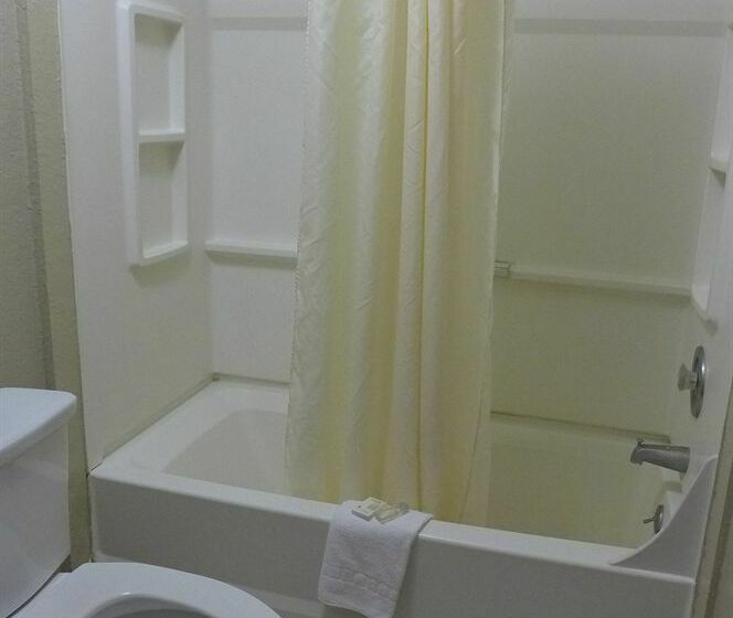 Отель Good Nite Inn Salinas