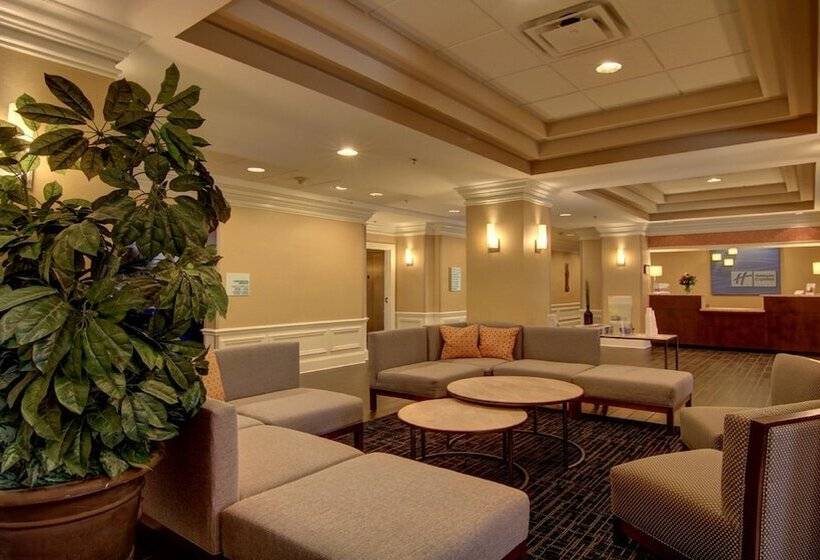 ホテル Holiday Inn Express & Suites Alpharetta, An Ihg