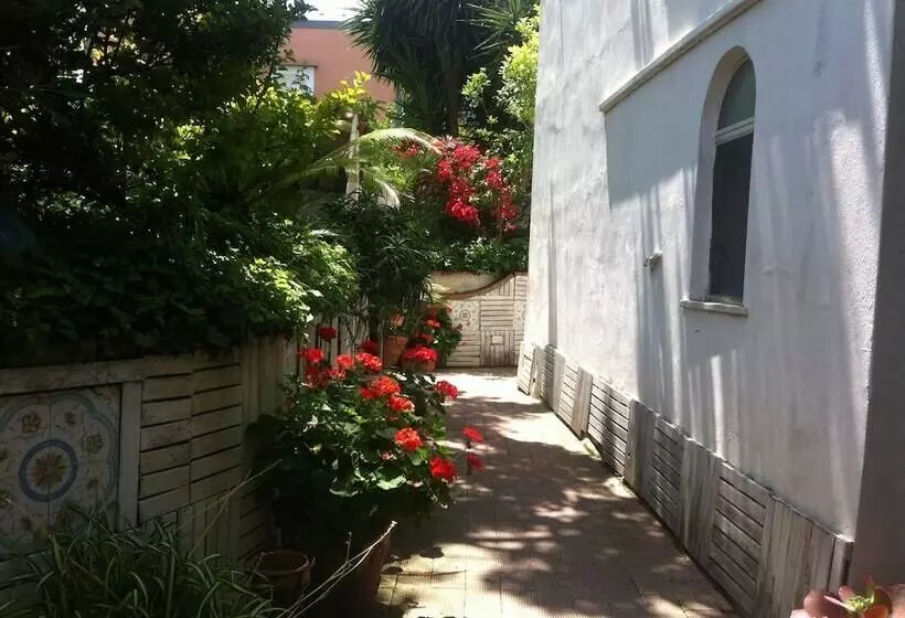 Piccolo Tirreno Hotel Residence