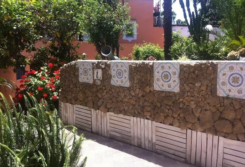 Piccolo Tirreno Hotel Residence