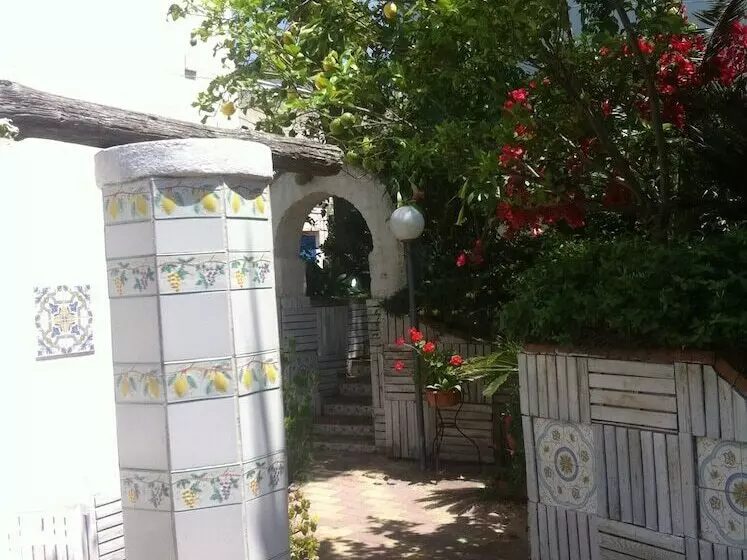 Piccolo Tirreno Hotel Residence