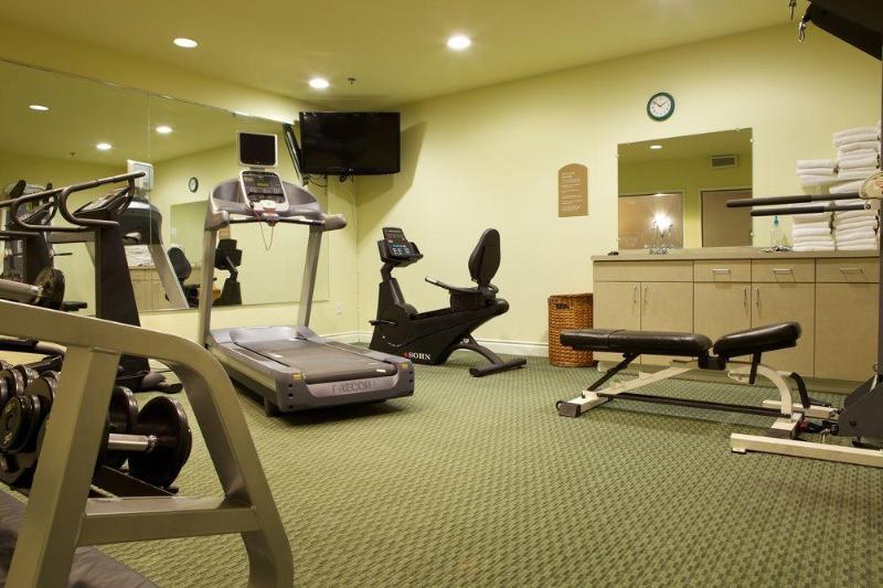 Otel Plaza Inn & Suites At Ashland Creek