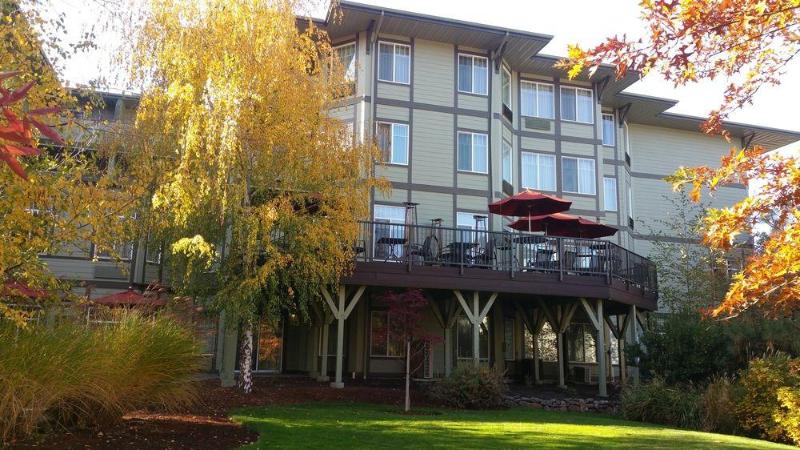 Otel Plaza Inn & Suites At Ashland Creek