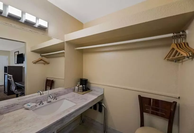 هتل Rodeway Inn Flagstaffdowntown