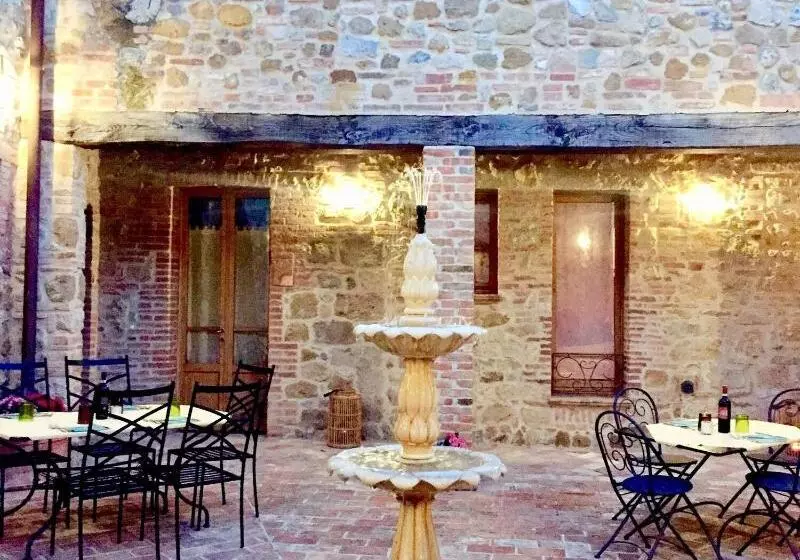 فندق ريفى Locanda Vesuna Countryhouse
