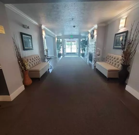 ホテル Sequoia Inn