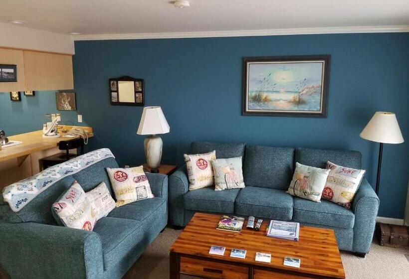 Otel The Landing At Newport Condominium