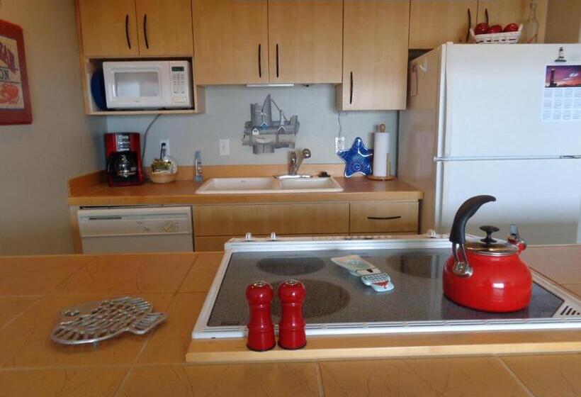 Otel The Landing At Newport Condominium