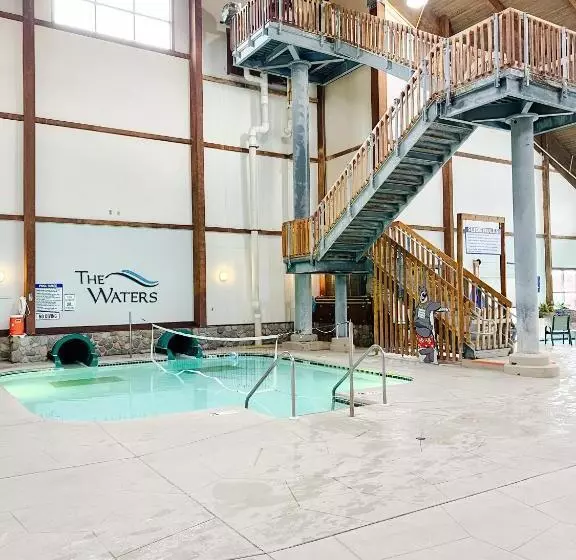 هتل The Waters Of Minocqua