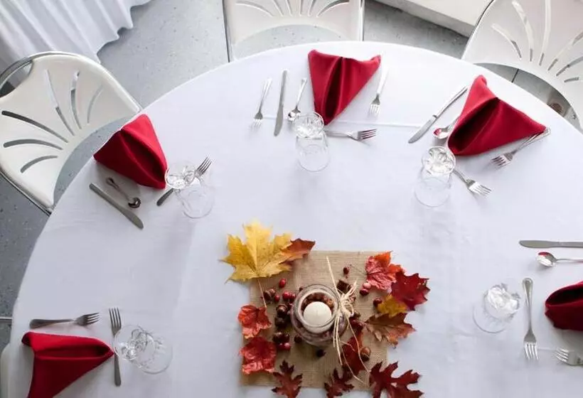 هتل The Waters Of Minocqua