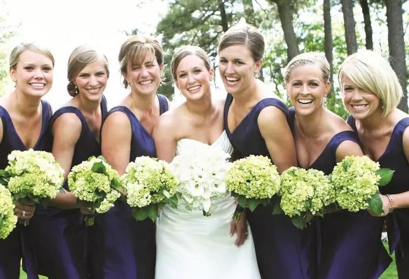 هتل The Waters Of Minocqua