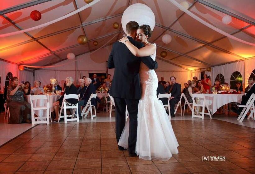 בית מלון כפרי The Waters Of Minocqua