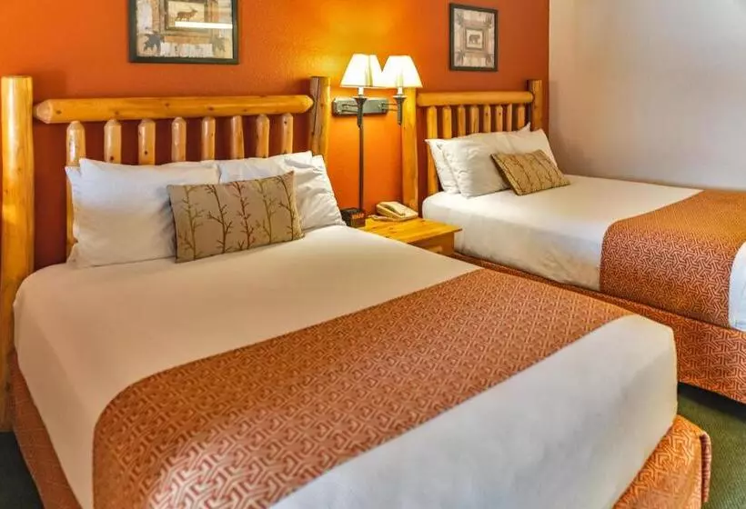 هتل The Waters Of Minocqua