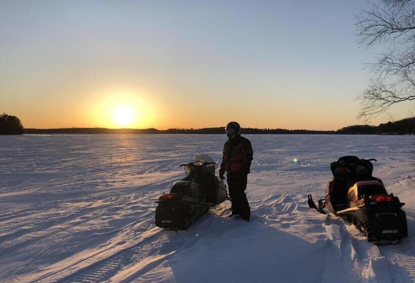 בית מלון כפרי The Waters Of Minocqua