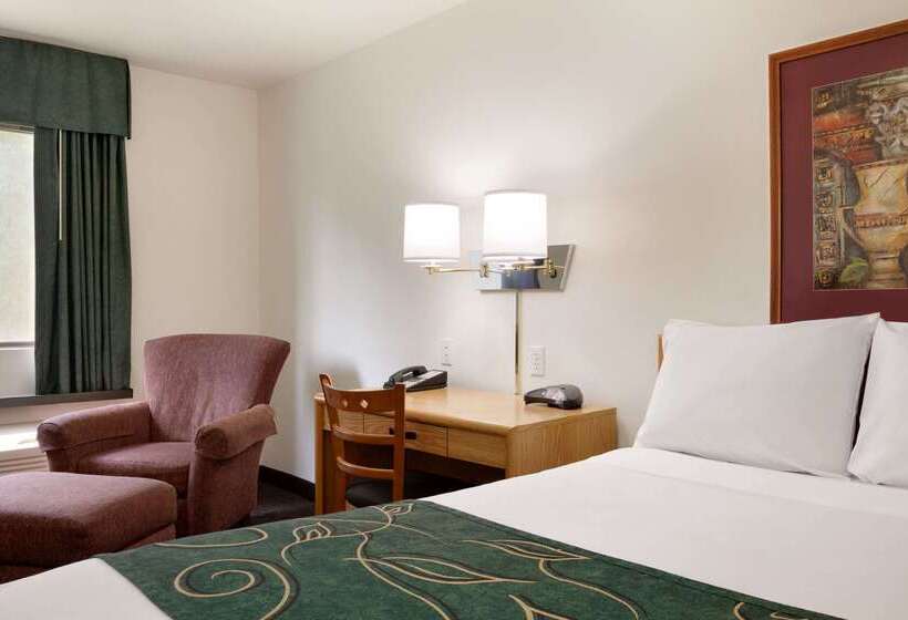 ホテル Travelodge By Wyndham Hermiston