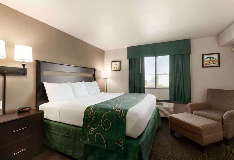 ホテル Travelodge By Wyndham Hermiston