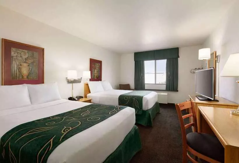 ホテル Travelodge By Wyndham Hermiston