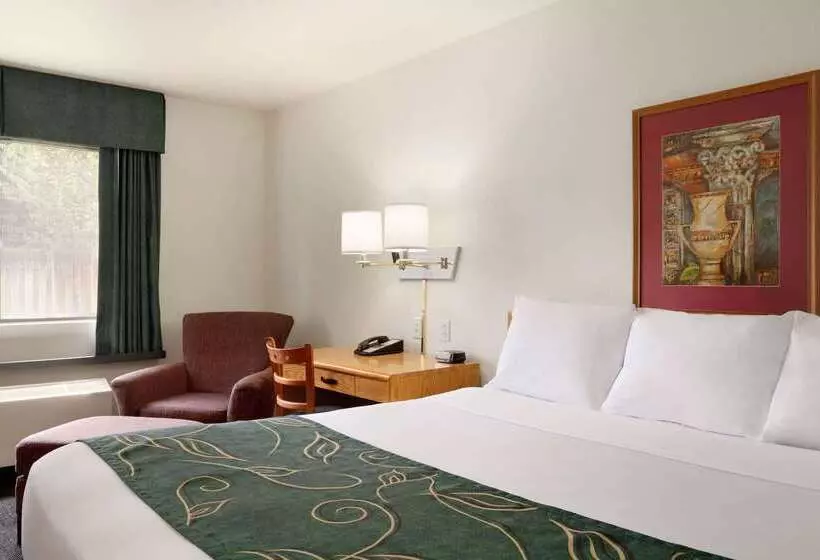 ホテル Travelodge By Wyndham Hermiston