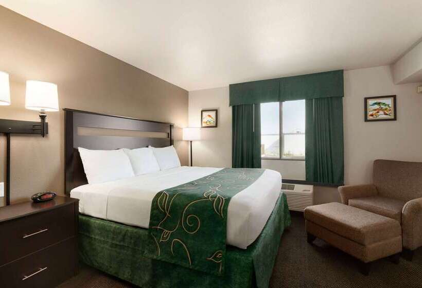 ホテル Travelodge By Wyndham Hermiston