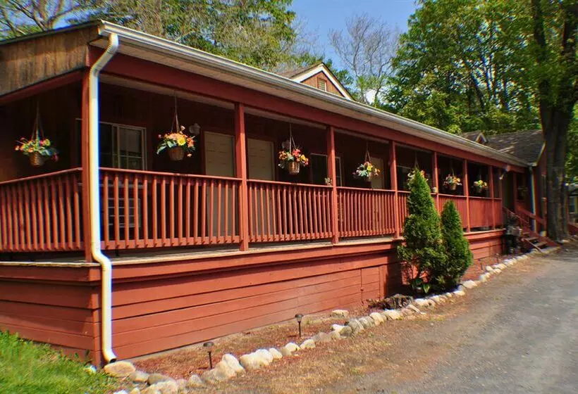 ホテル Valley Brook Inn & Cottages