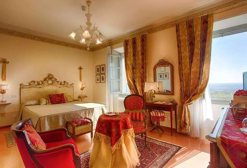 هتل Villa Marsili