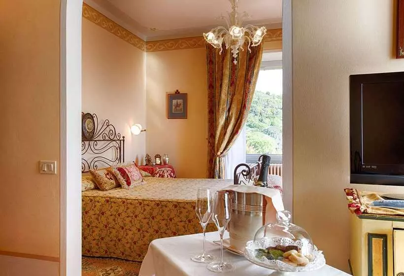 هتل Villa Marsili