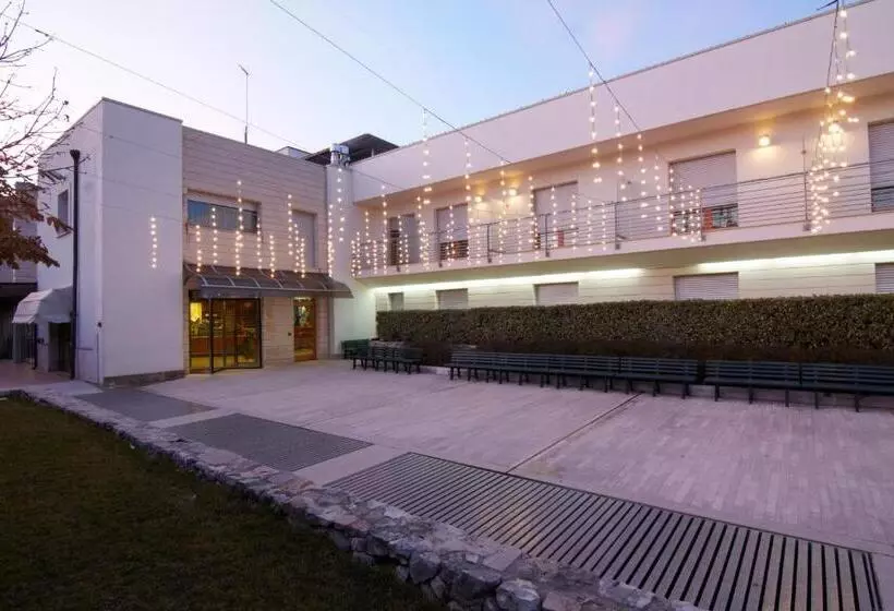 ホテル Villa San Pietro