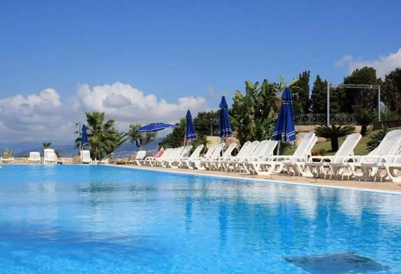 Отель Villaggio Club Dolomiti Sul Mare