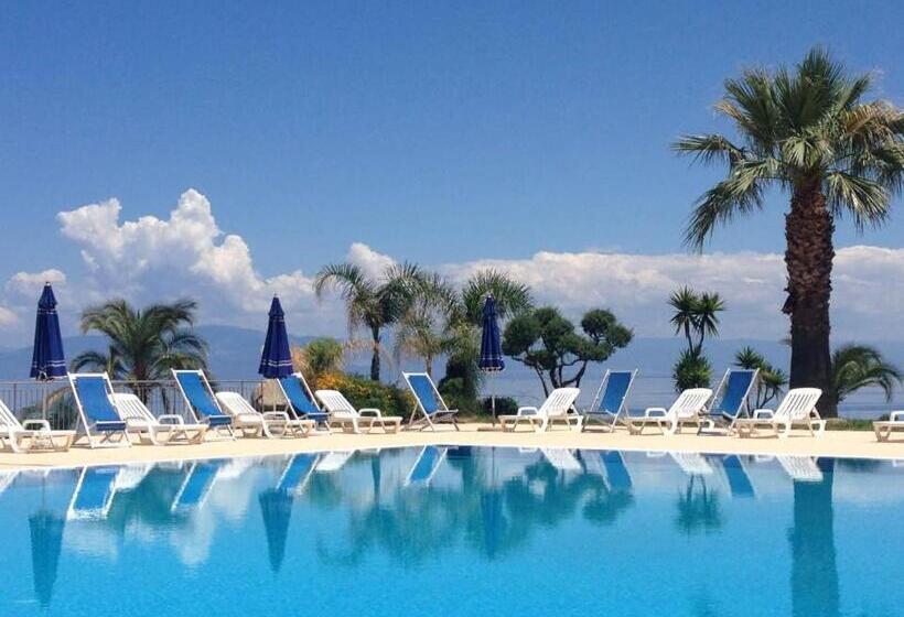 호텔 Villaggio Club Dolomiti Sul Mare