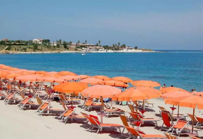 Отель Villaggio Club Dolomiti Sul Mare