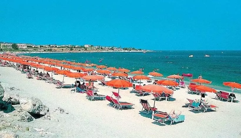 Отель Villaggio Club Dolomiti Sul Mare