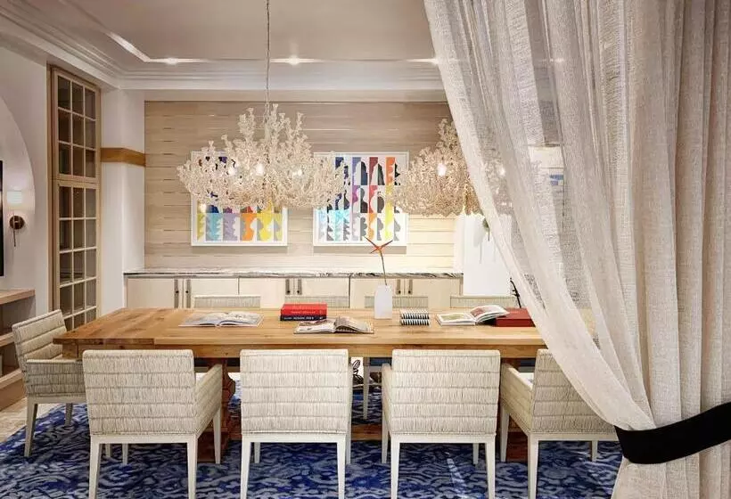 هتل White Elephant Palm Beach