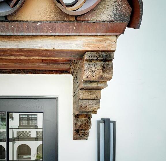 Szálloda White Elephant Palm Beach