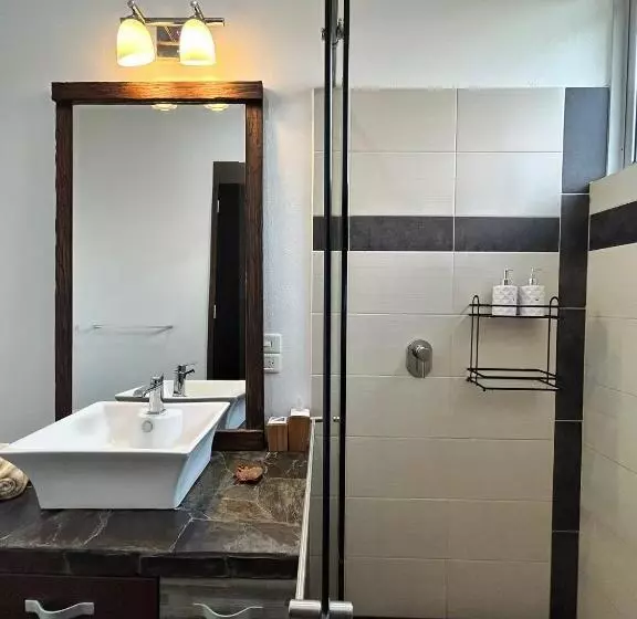 ベッドアンドブレックファースト Wayra Natura