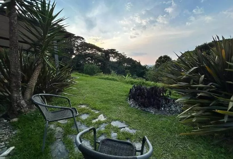 ベッドアンドブレックファースト Wayra Natura