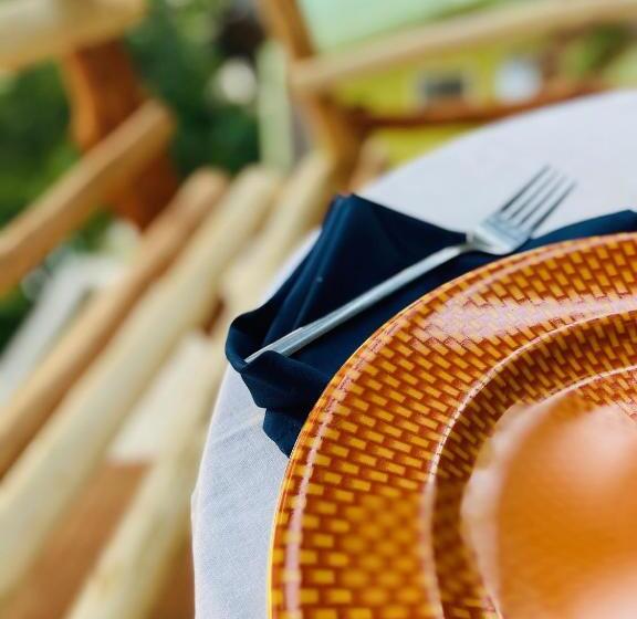 هتل Green Fig Resort & Spa