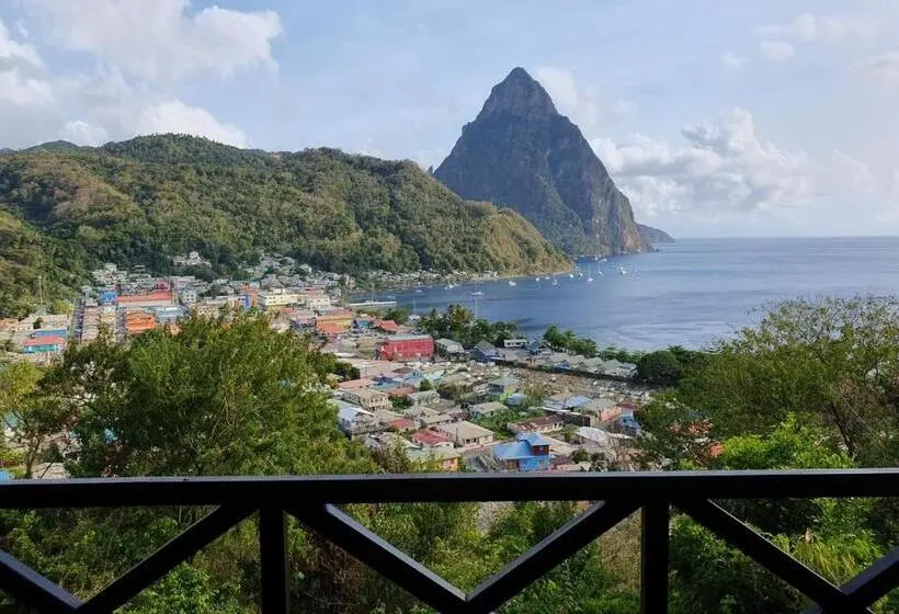 هتل Green Fig Resort & Spa