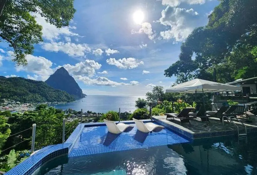 هتل Green Fig Resort & Spa