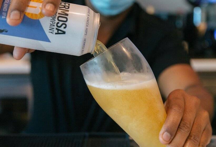 ホテル H2o Hermosa