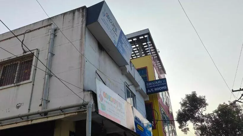 ホテル Oyo 60699 Kayalaa Home Stay