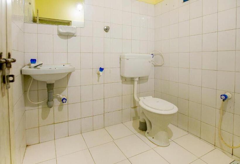 בית מלון כפרי Spot On Layali Tourist Home