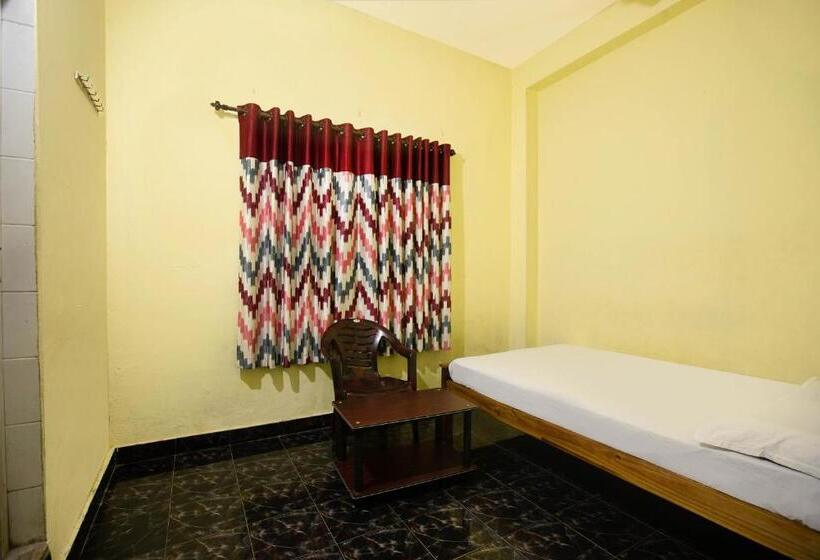 בית מלון כפרי Spot On Layali Tourist Home