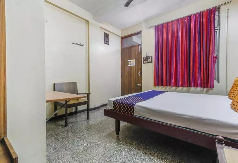 ホテル Spot On Thangam Lodge