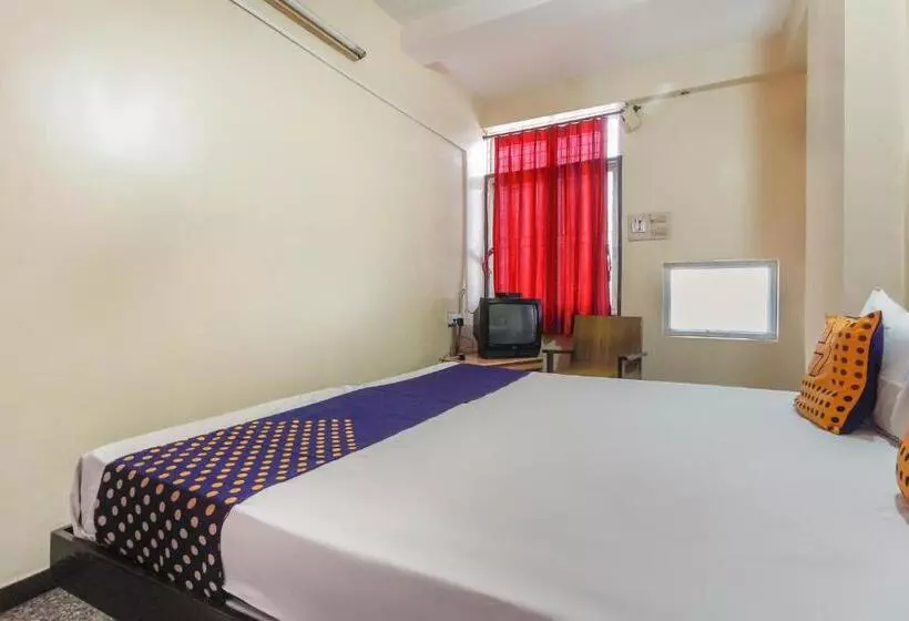 ホテル Spot On Thangam Lodge